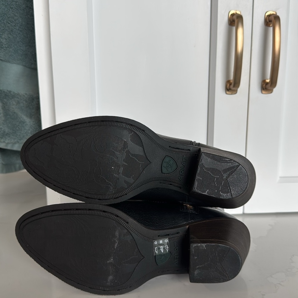 Ariat short black leather boot - Picture 4 of 6